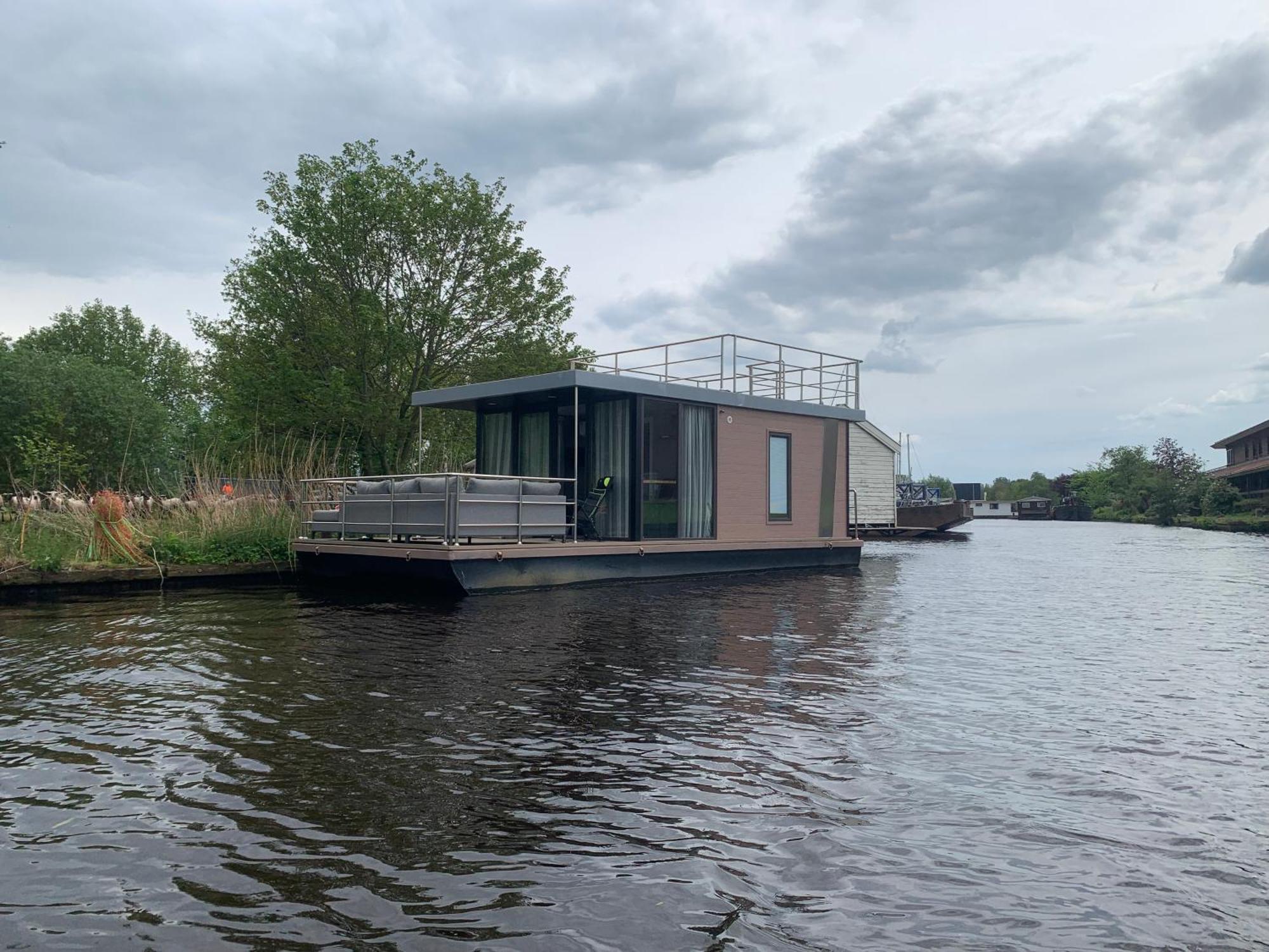 Houseboot Solcamastraat 24 C Hotel Suameer Buitenkant foto