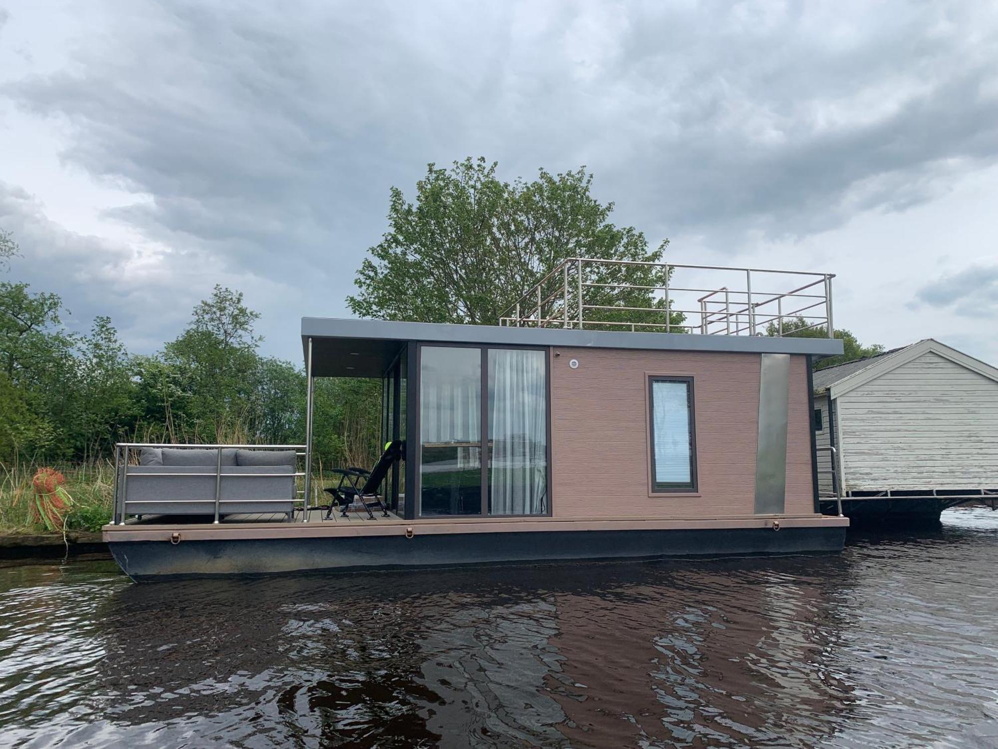 Houseboot Solcamastraat 24 C Hotel Suameer Buitenkant foto